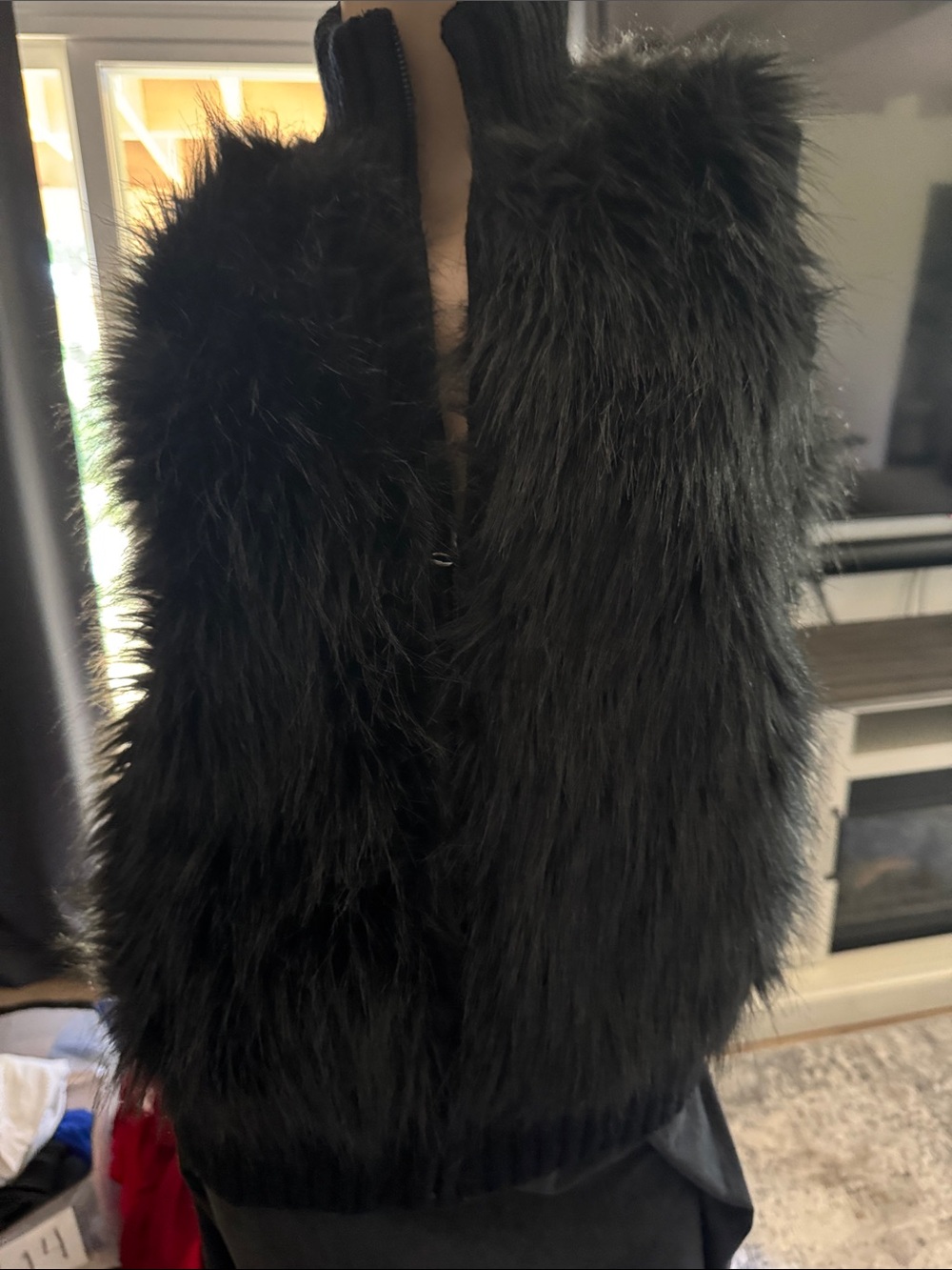 Willi Smith Black Faux Fur Zip Vest p14